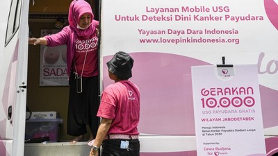 Astra dan Lovepink Gelar Sosialisasi Pencegahan Kanker Payudara Gratis