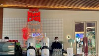 Super Yumcha berlokasi di Central Market PIK. Tempat makan ini mengusung konsep kafe dimsum gaya Hong Kong.