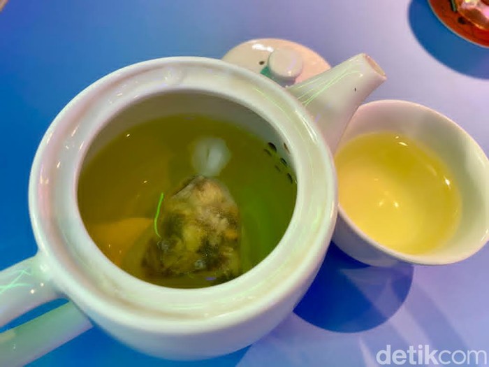 Di Central Market PIK Ada Kafe Dimsum Instagramable yang Punya Durian Goreng