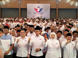 Hary Tanoe Lantik Ketua DPW Perindo dan 10 DPD NTB