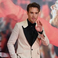 Sejumlah pakar kecantikan dan operasi plastik juga meyakini kalau Liam Payne telah menjalani beberapa prosedur kecantikan, termasuk sedot lemak pipi. Dia juga diduga melakukan liposuction pada area rahang dan suntik filler. Foto: WireImage/Karwai Tang