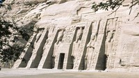 Dari buku House of Eternity: Tomb of Nefertari yang ditulis John K McDonald terbitan Getty Conservation Institute, makam Nefertari dibangun sekitar 3 ribu tahun lalu. Ditemukan tahun 1904 oleh Egyptolog Italia, Ernesto Schiaparelli. (Independent Picture Service/Getty Images)