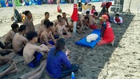 Anggota Balawista Pangandaran Dodo Taryana mengatakan dalam proses penyelamatan korban harus hati-hati dan fokus, karena ada teknik penting yang perlu diperhatikan.
