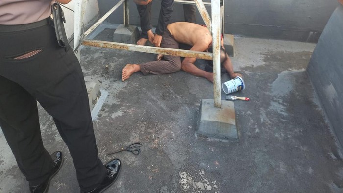 Seorang tukang ditemukan meninggal saat mengecat di Duren Sawit, Jakarta Timur