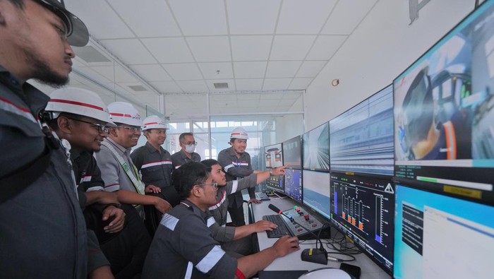 Simulator Kereta Cepat Jakarta-Bandung