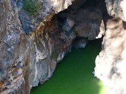 Deretan Sinkhole Terbesar di Dunia, Menakjubkan Tapi Seram