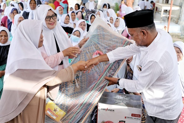 Ustaz Sahabat Ganjar