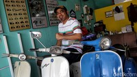 Kecintaan Waway dengan Vespa dari almarhum Ayahnya yang memiliki hobi dengan motor vespa yang dilanjutkan belajar secara otodidak memperbaiki motor hingga ia memberanikan diri untuk membuka bengkel restorasi. Saat ini ia sudah memiliki karyawan 7 orang.