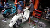 Pelanggan yang berniat untuk restorasi, tapi berada jauh dari lokasi bengkel, Waway juga memiliki armada khusus untuk antar jemput Vespa yang hendak di restorasi. Hingga kini para pelanggannya banyak yang datang dari berbagai daerah di Indonesia, seperti Lampung, Jogjakarta, Surabaya, Mojokerto, Tulungagung bahkan sampai Batam, Medan dan Balikpapan.