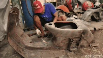 Vespa Klasik Makin Asyik