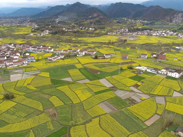 Menikmati Indahnya Wisata Pedesaan Paling Populer di China