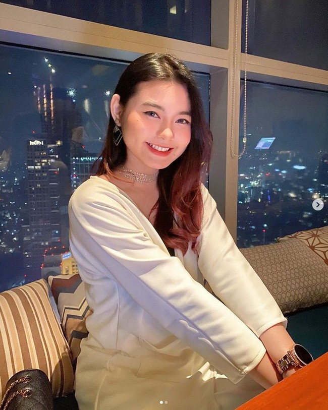 Pasca lulus dari JKT48, Cesen aktif sebagai content creator yang membuat konten keseharian di YouTube. Cesen juga bergabung sebagai anggota komunitas Melaut, yang berada di bawah naungan Ditjen Perhubungan Laut. Foto: dok. Instagram @ceseniy