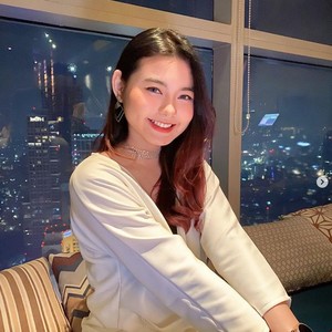 Most Pop: Sosok Cesen Eks JKT48 Viral Punya Anak Dari Marshel Widianto