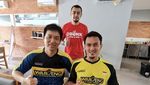 Kompak! Potret Ahsan-Hendra The Daddies Makan Sushi dan Duren Bareng