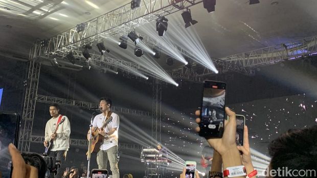 Konser Noah di Medan.
