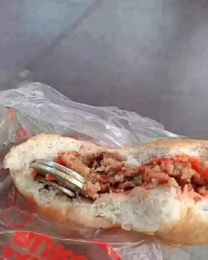 Rezeki Nomplok! Netizen Ini Dapat Uang Tunai Saat Beli Camilan