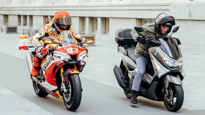 Marc Marquez geber motor bersama Walkot Madrid