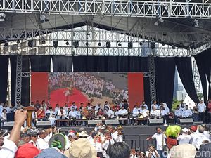 Megawati Tanya Ribuan Kades di GBK: Yang di Sini Pancasilais Tidak?