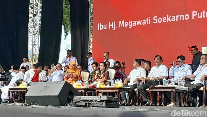 Megawati Soekarnoputri di acara peringatan 9 Tahun UU Desa di GBK Senayan, Jakarta, Minggu (19/3/2023). (Wildan/detikcom)