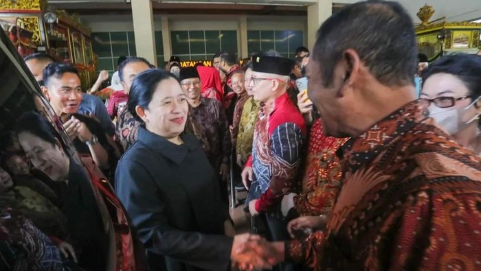 Momen Puan bertemu dengann FX Hadi Rudyatmo.