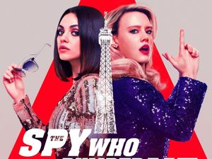 Sinopsis Film The Spy Who Dumped Me, Aksi Dua Sahabat Jadi Agen Rahasia