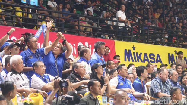 Suasananya grand final Proliga 2023 di GOR Amongrogo. Minggu (19/3/2023).