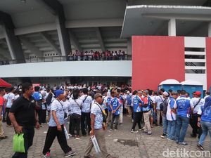 Ribuan Penonton Padati GOR Amongrogo Jelang Laga Final Proliga 2023