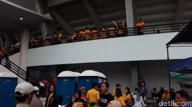 Suasana GOR Amongrogo jelang grand final Proliga 2023 yang mempertemukan Jakarta LavAni Allo Bank Vs Jakarta Bhayangkara Presisi. Minggu (19/3/2023).