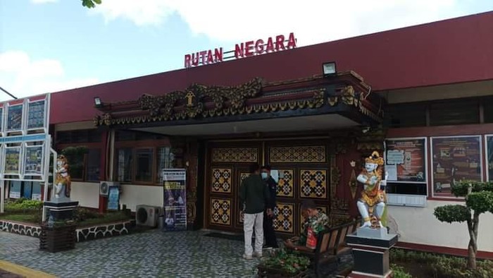 Rumah tahanan (Rutan) Kelas II B Negara yang berlokasi di Kelurahan Baler Bale Agung, Kecamatan Negara, Kabupaten Jembrana, Minggu (19/3/2023).