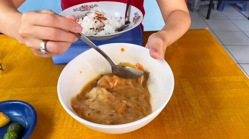 5 Soto yang Gurih Kuahnya Ini Jadi Langganan Artis Ibukota!