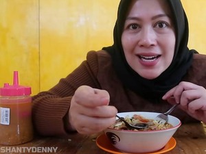5 Soto yang Gurih Kuahnya Ini Jadi Langganan Artis Ibukota!