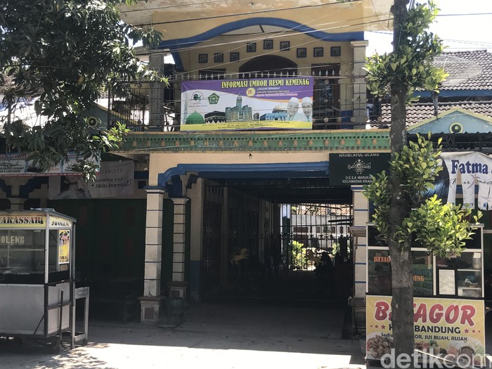 Lokasi alamat Mabari Tour & Travel Rembang, di Desa Narukan, Kragan, Rembang, Minggu (19/3/2023) siang.