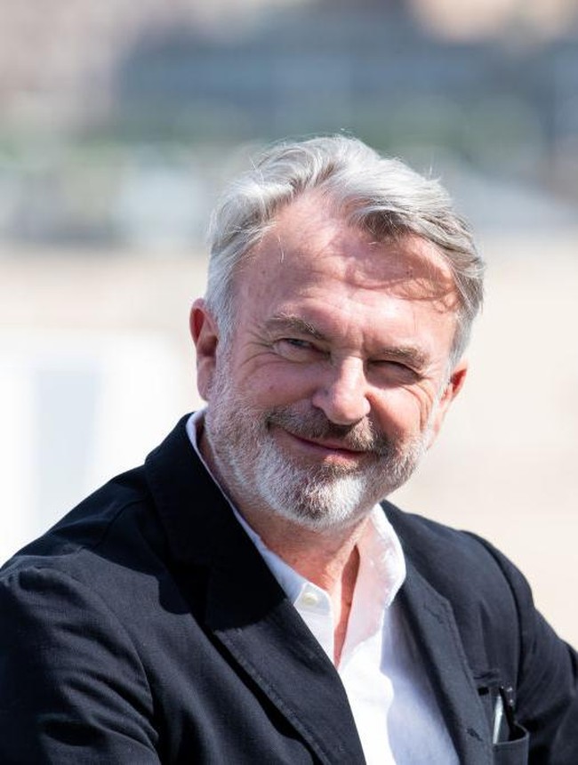 Ungkapan Duka Mengalir Deras Usai Bintang Jurassic Park, Sam Neill Meninggal