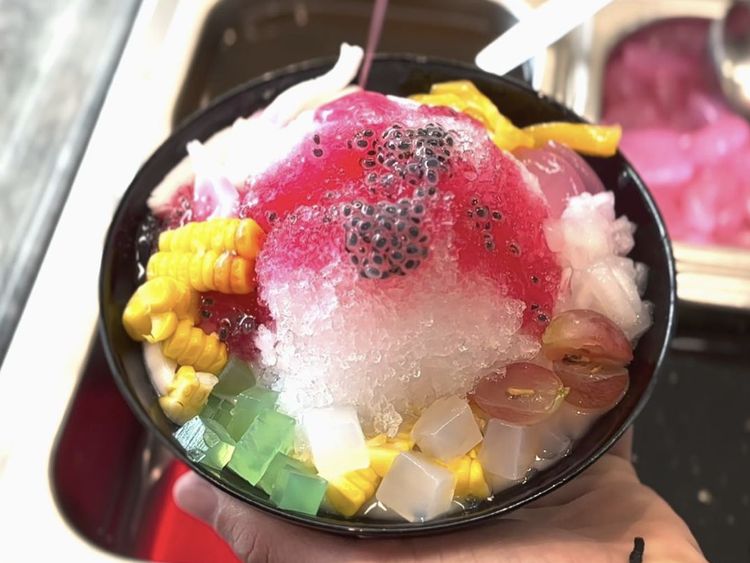 Manis Segar! 20 Es Campur Komplet Ada di Sini