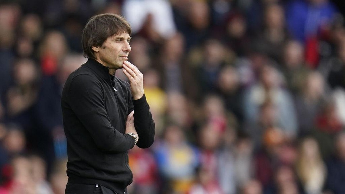 Ini respons Antonio Conte dibidik Napoli. (Foto: PA Images via Getty Images/Andrew Matthews - PA Images)
