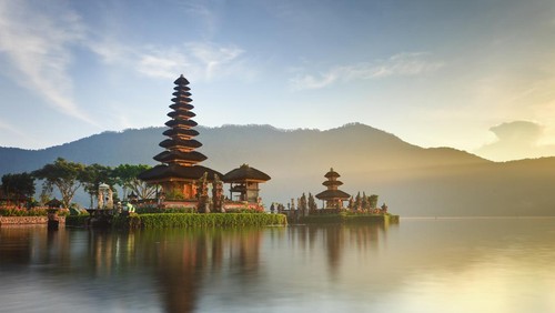 Bali menjadi salah satu provinsi dengan mayoritas penduduk beragama Hindu. Lalu, apa saja aturan Nyepi 2023 di Bali yang perlu diketahui? Cek informasinya.