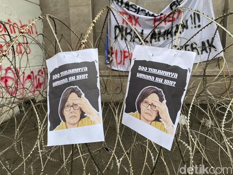 Demo mahasiswa di Depan DPR