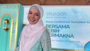 Rahasia Awet Muda ala Dewi Sandra Sesuai dengan Sunah Nabi Muhammad SAW
