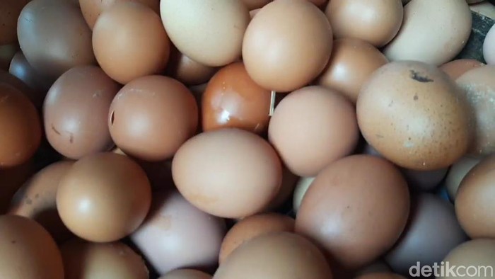 Harga telur ayam di Pasar Singaparna Tasikmalaya naik