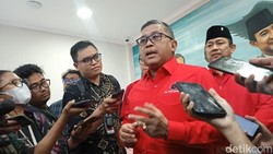 Hasto Sebut Safari Bikin Mata Anies Terbuka Surabaya Lebih Maju dari DKI