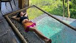 7 Momen Drummer Slipknot Honeymoon di Bali, Nikmati Alam-Floating Breakfast