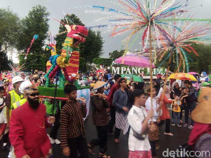 Karnaval Dugderan jelang Ramadan di Kota Semarang, Senin (20/3/2023).