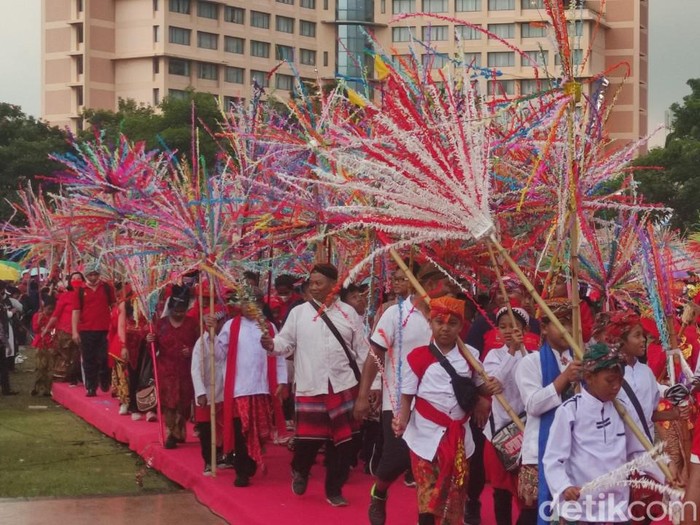 Karnaval Dugderan jelang Ramadan di Kota Semarang, Senin (20/3/2023).