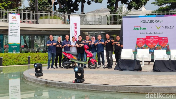 Beli atau Sewa Motor Listrik Volta Kini Bisa Dapat Kuota Telkomsel