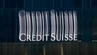 Namun pernyataan itu membuat para pemegang obligasi Credit Suisse marah. Bagaimana tidak, sebab itu artinya pemegang obligasi AT1 tidak akan mendapatkan apapun.