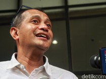 Intip Garasi Wamenkumham Eddy Hiariej yang Jadi Tersangka KPK