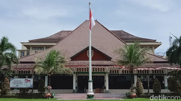 Pendapa Pemkab Klaten di jJlan Pemuda Selatan. Foto diunggah Senin (20/3/2023).