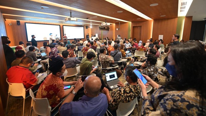 PT Reformasi Generasi Indonesia (REFO)