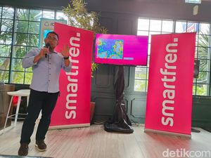 Smartfren Resmi Hengkang dari Bursa