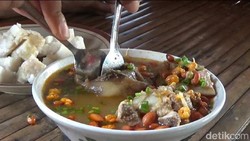 Kenyal Gurih! Soto Mata Sapi Khas Bangkalan yang Bikin Nagih
